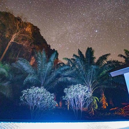 Вілла Khaosok Legend Khao Sok National Park Екстер'єр фото